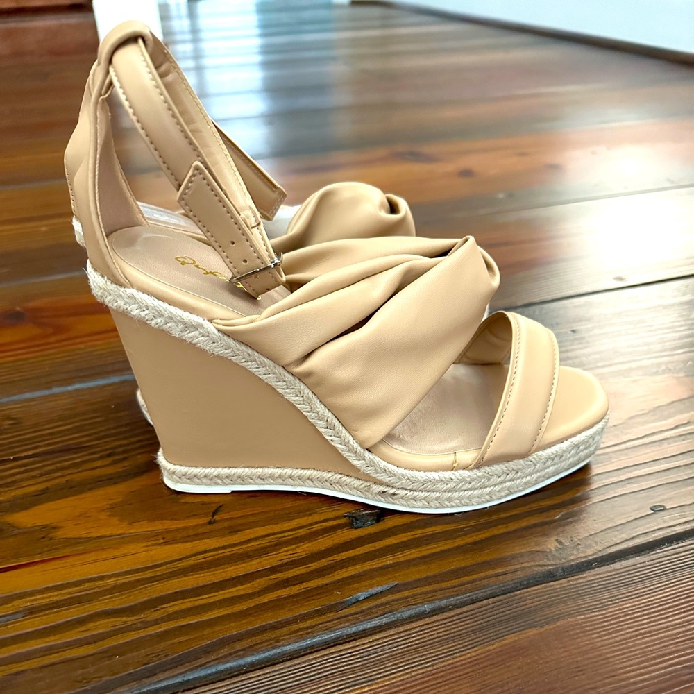 Women’s Cascade Wedge in Toffee